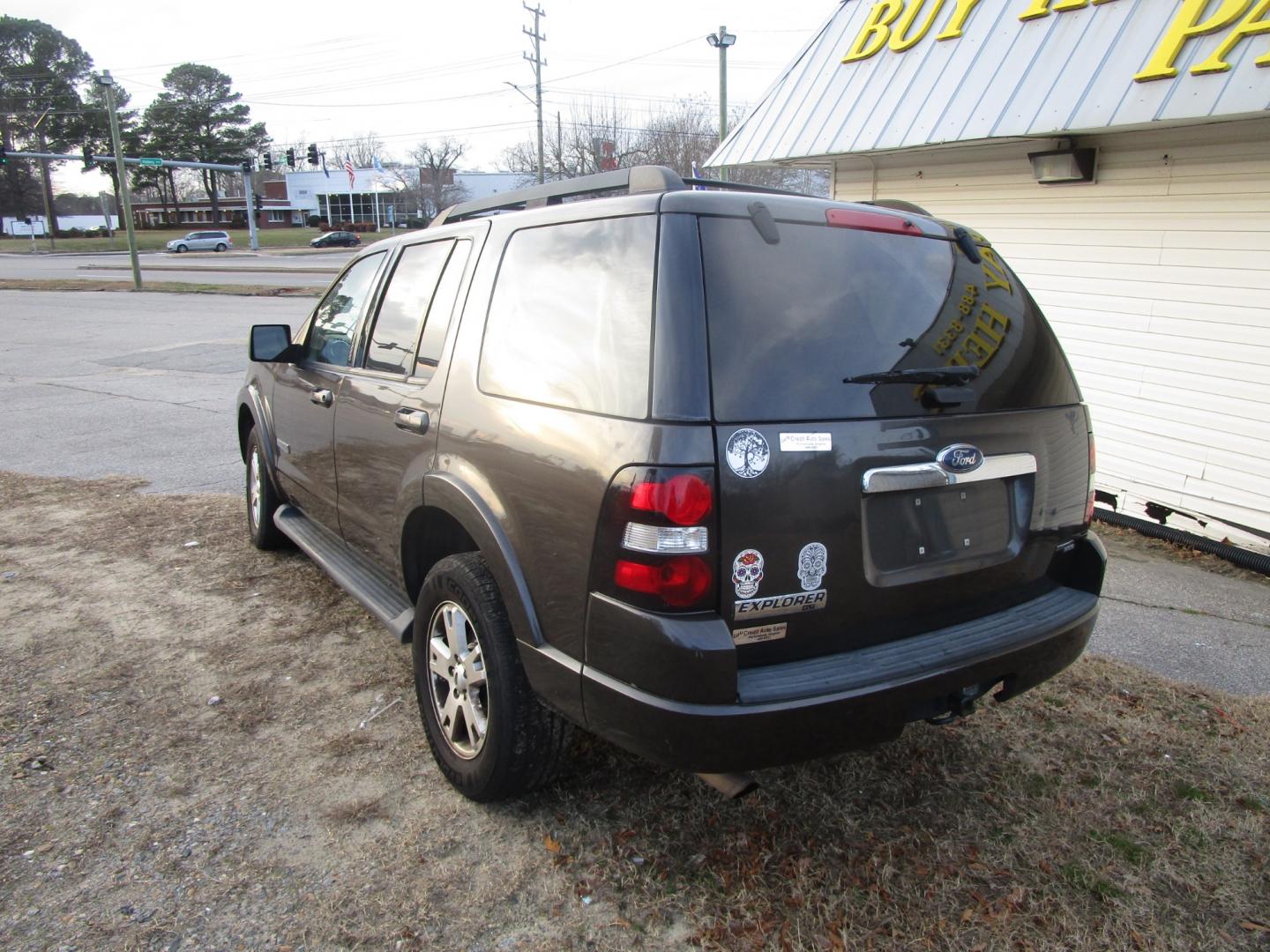 2007 Brown Ford Explorer (1FMEU73E67U) , located at 2553 Airline Blvd, Portsmouth, VA, 23701, (757) 488-8331, 36.813889, -76.357597 - **VEHICLE TERMS*** Down Payment: $499 Weekly Payment: $90 APR: 23.9% Repayment Terms: 42 Months ***CALL ELIZABETH SMITH - DIRECTOR OF MARKETING @ 757-488-8331 TO SCHEDULE YOUR APPOINTMENT TODAY AND GET PRE-APPROVED RIGHT OVER THE PHONE*** - Photo#7